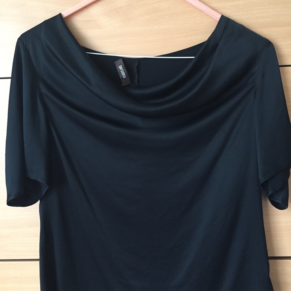 Silky black Top in perfect conditions
